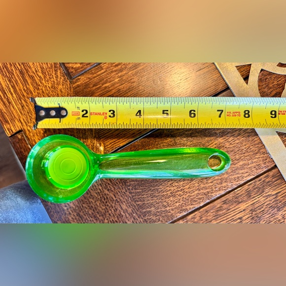 Cookie Dough Scoop Neon Lime Green - Picture 7 of 8